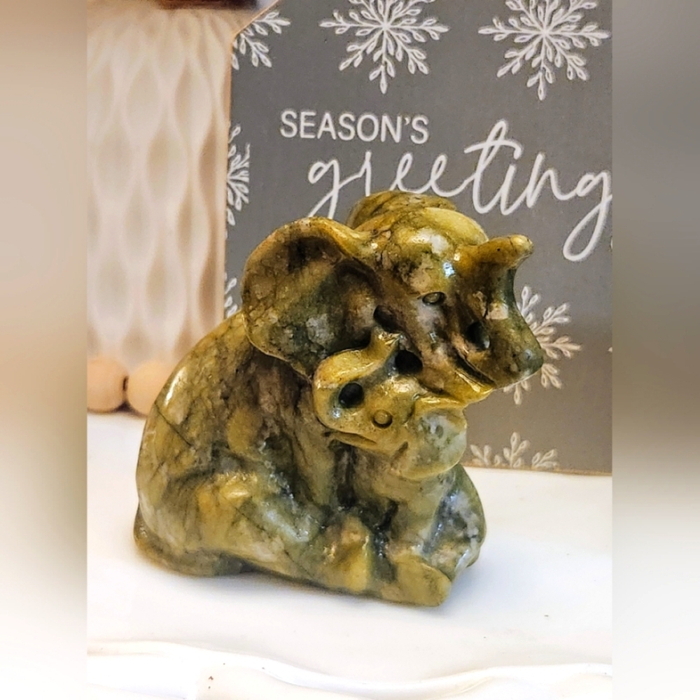 Natural Xiu Yu Jade Elephants. Green Jade Crystal Gem Carving Elephant